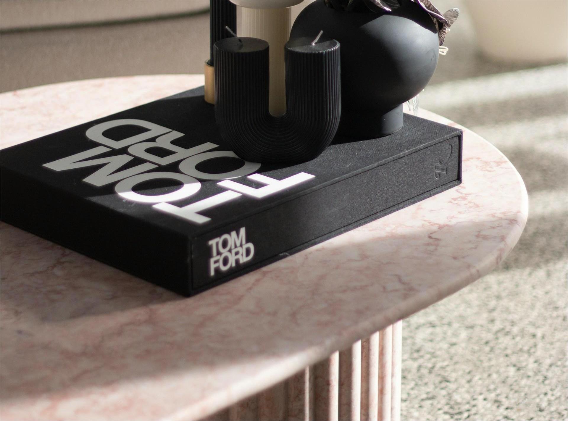 5-Best-Selling-Tom-Ford-Colognes-Every-Man-Should-Try