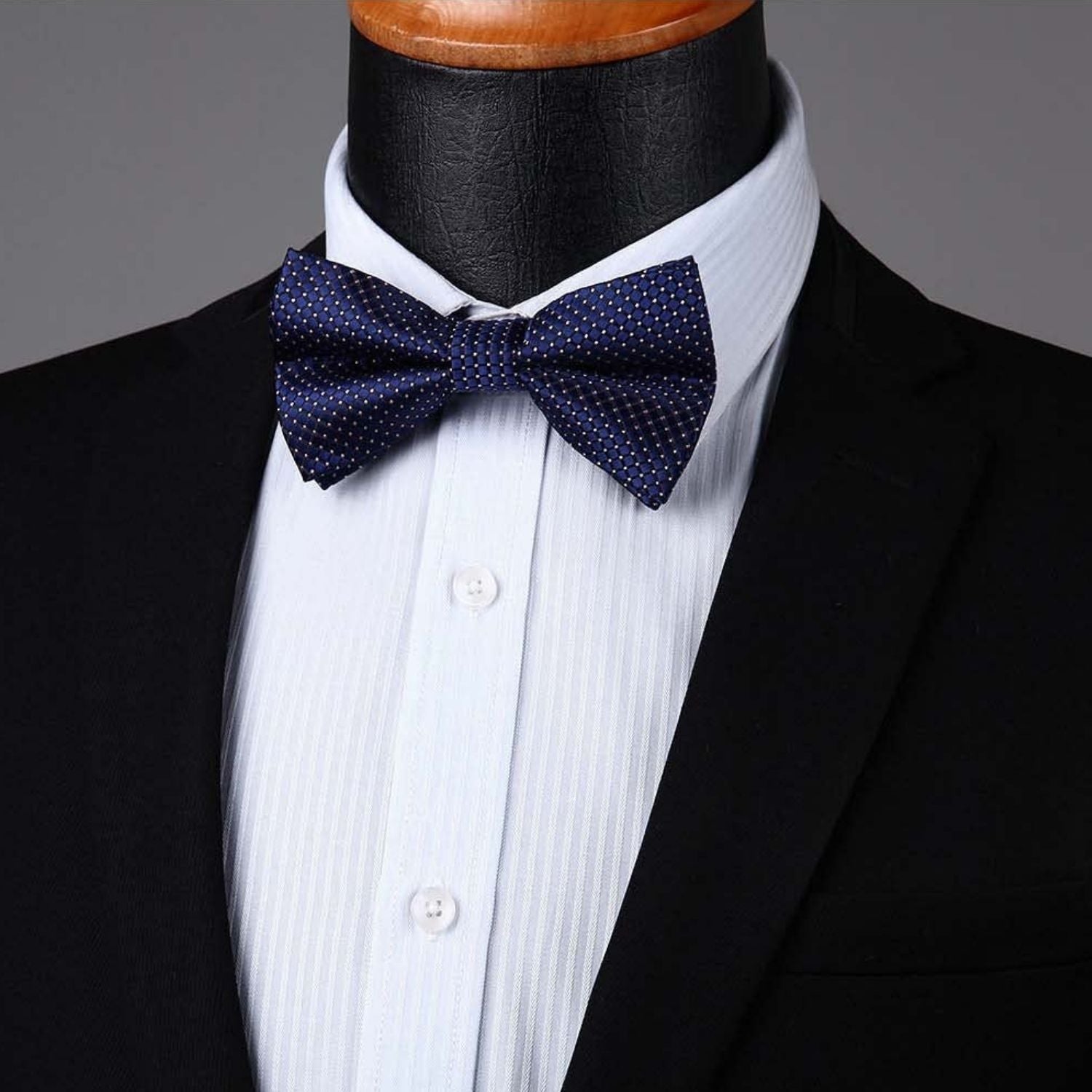 Plaid Pre-Tied Bow Tie & Pocket Square - 17-NAVY BLUE